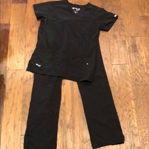 Black Greys Anatomy women’s Scrub set- small